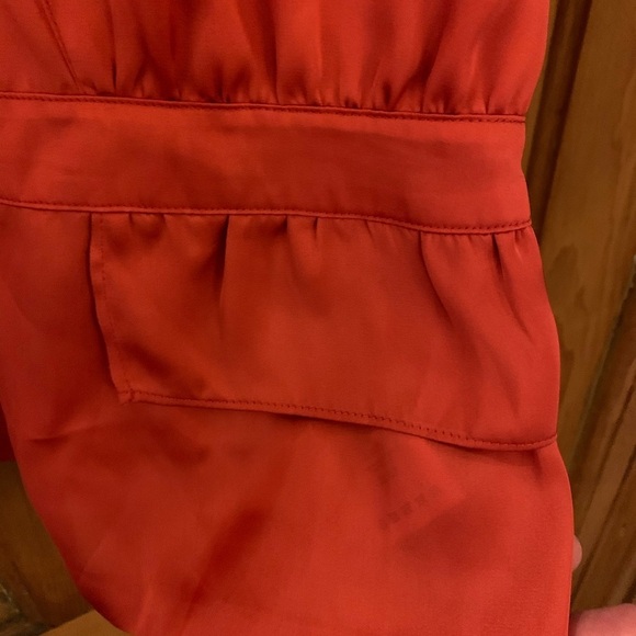 Pringle of Scotland sleeveless blouse, size 2 - Picture 4 of 7